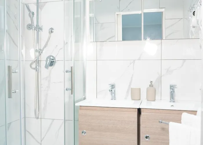 Partenope Хостел