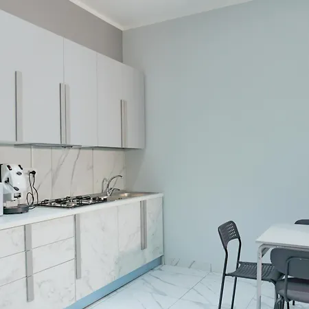 Partenope بيت شباب نابولي